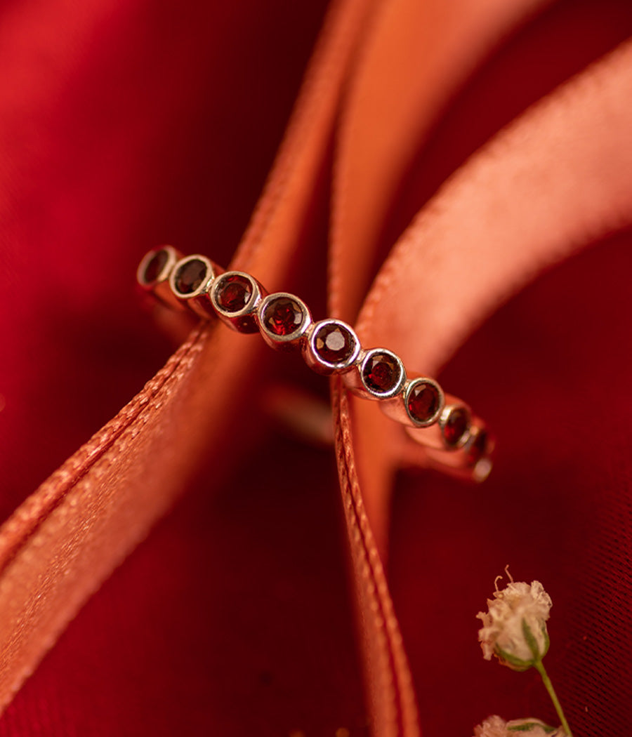 Garnet Finger Silver Ring Online