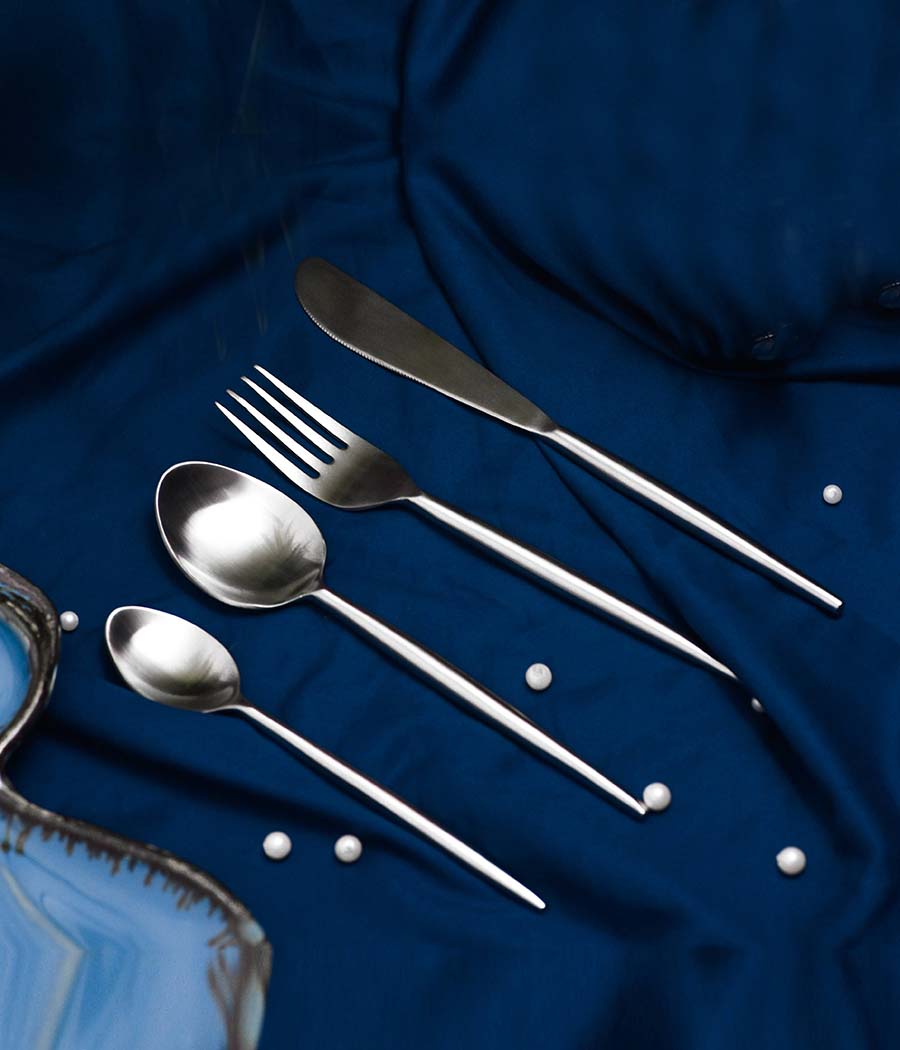Matte finish cutlury set