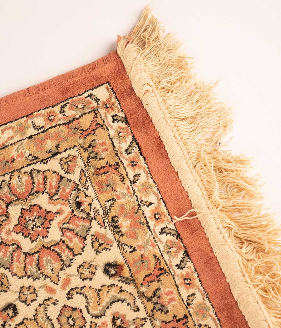 Jeita Grotto Silk Carpet