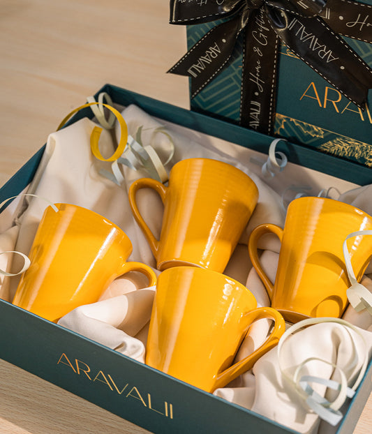 Goldfinch Mugs - Set of 4 Gift Box