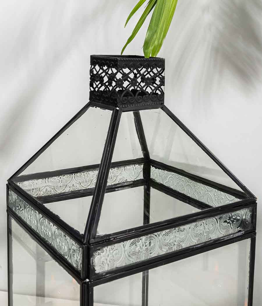 Dakota Lantern