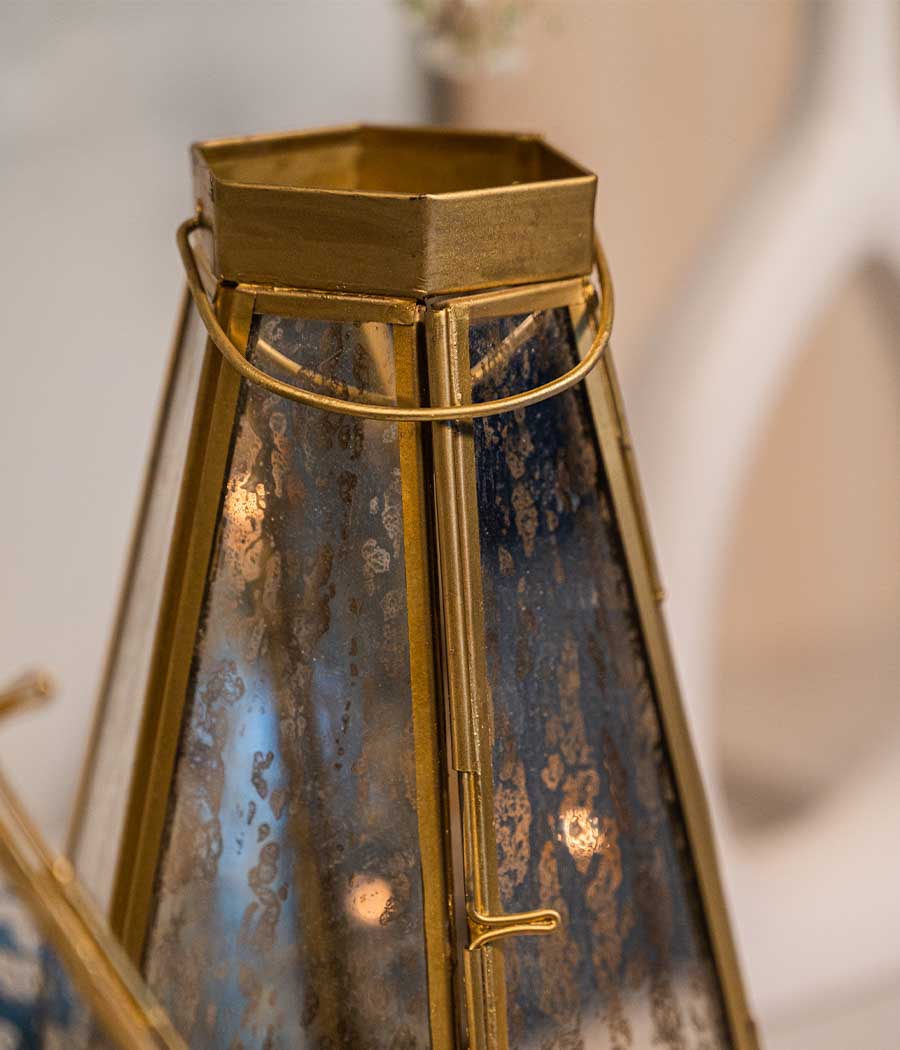 Aurora Lantern
