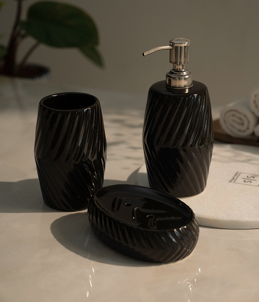 Black Striped Bathroom Set