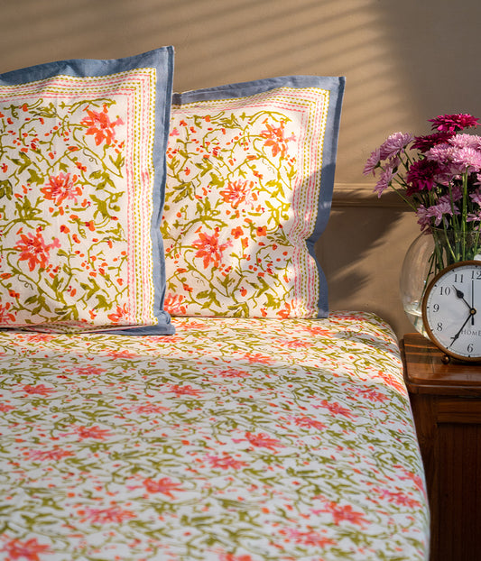 Anemone Pink Bedsheet